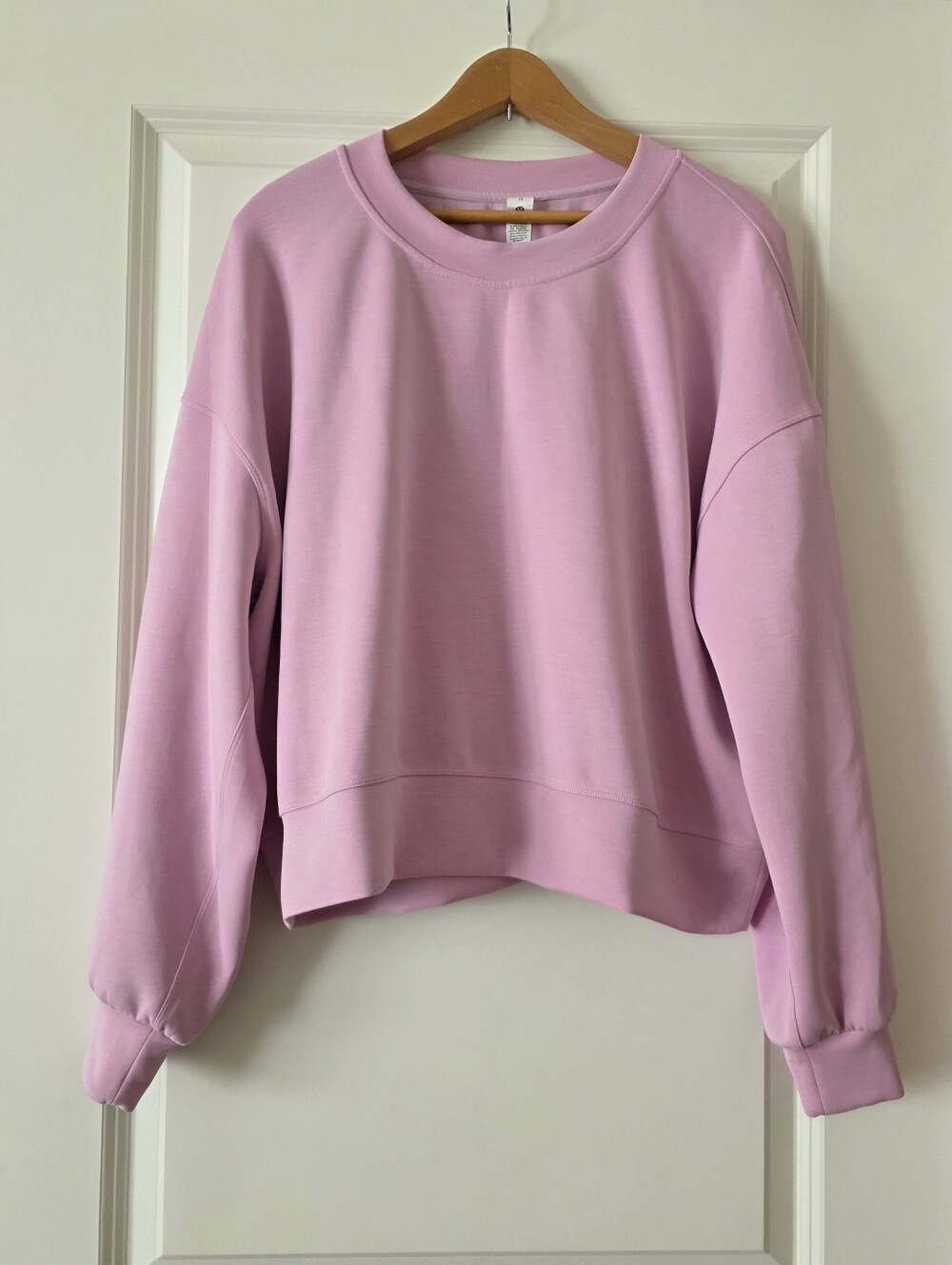 Lululemon Softstreme Perfectly Oversized Cropped Crew Pink Womens 10 Activewear